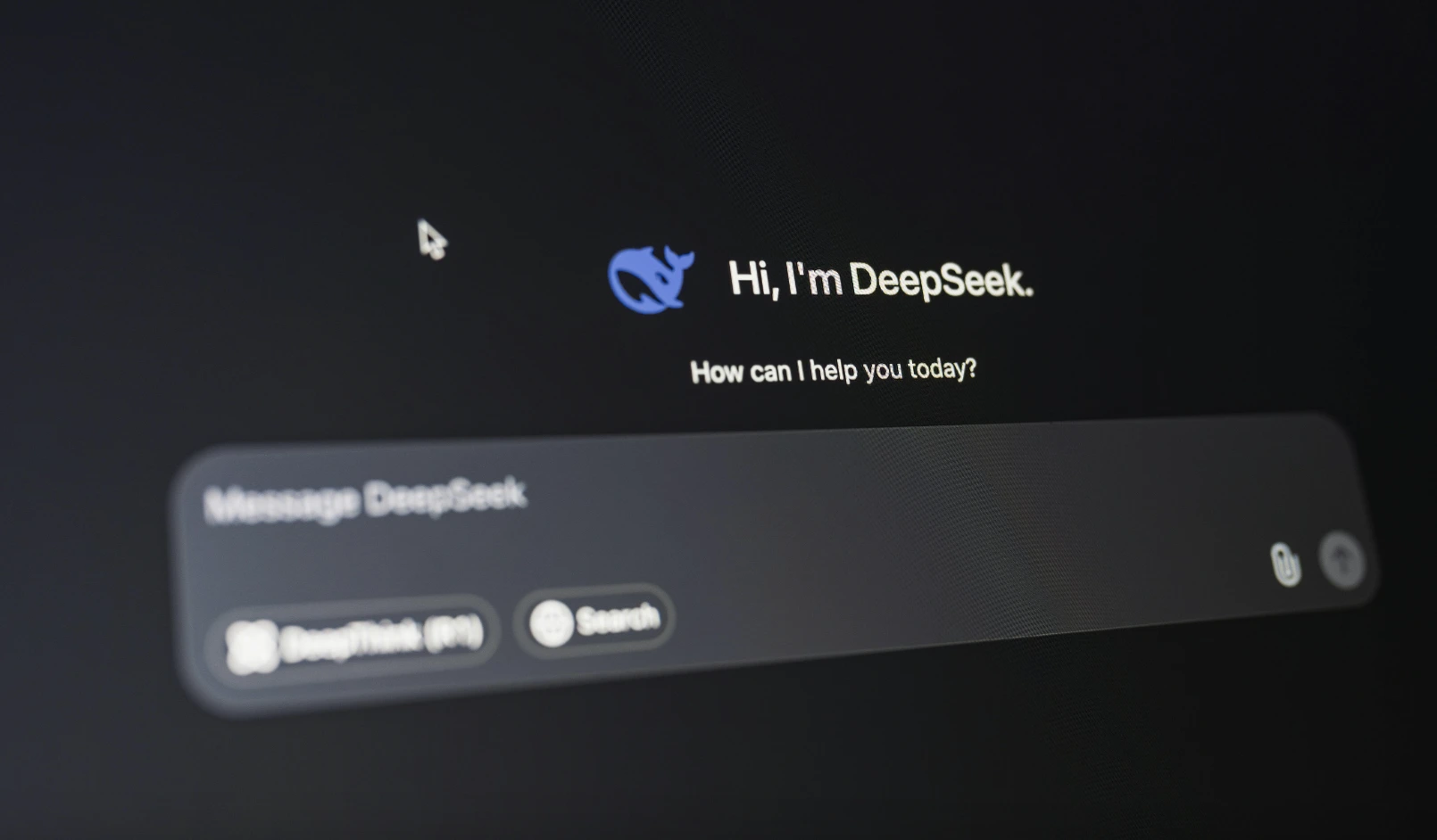 AI-модель DeepSeek-R1 вызывает опасения в области безопасности в новом исследовании